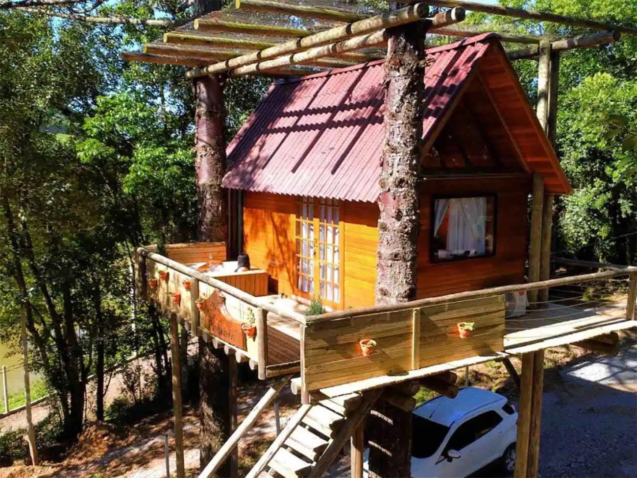 Casa Na Arvore Com Hidro, Piscina, Trilha, Cavalo 本图贡萨尔维斯 外观 照片